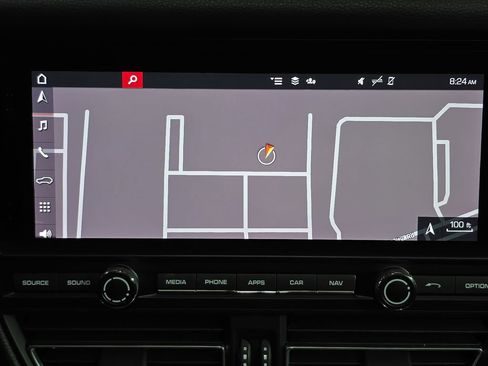 Certified 2021 Porsche Macan AWD/4WD image 18