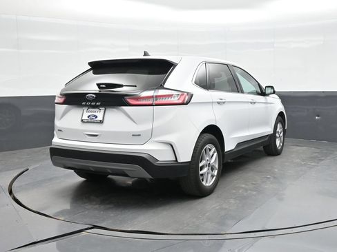 Certified 2024 Ford Edge SEL AWD/4WD image 4