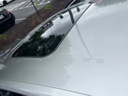 Used 2013 Volkswagen Passat TDI SE FWD image 16