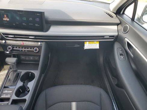 New 2026 Hyundai Sonata SE FWD image 14