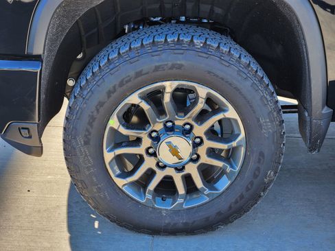 New 2026 Chevrolet Silverado 2500 LT w/ Z71 Chrome Sport Edition image 11