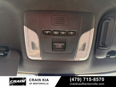 Used 2020 Toyota Corolla SE w/ Body Protection Package image 12