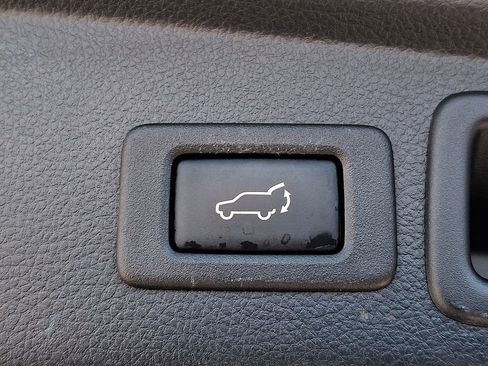 Used 2016 Subaru Forester 2.5i Limited image 29