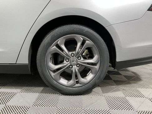 Certified 2024 Honda Accord EX image 19