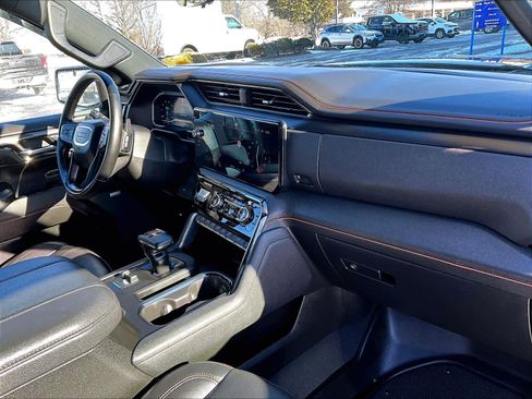 Used 2023 GMC Sierra 1500 AT4 w/ Technology Package image 21