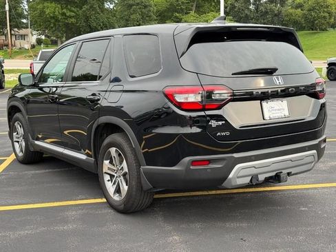 Used 2024 Honda Pilot EX-L image 6