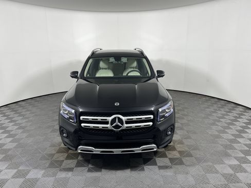 Certified 2023 Mercedes-Benz GLB 250 image 8