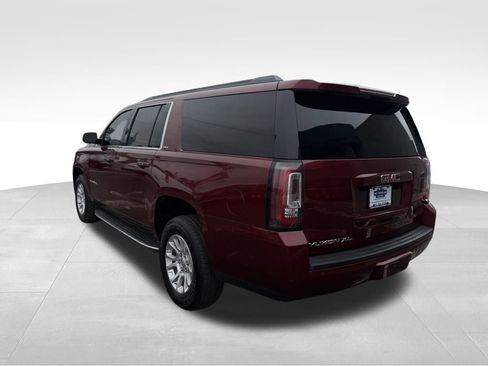 Used 2018 GMC Yukon XL SLT image 9