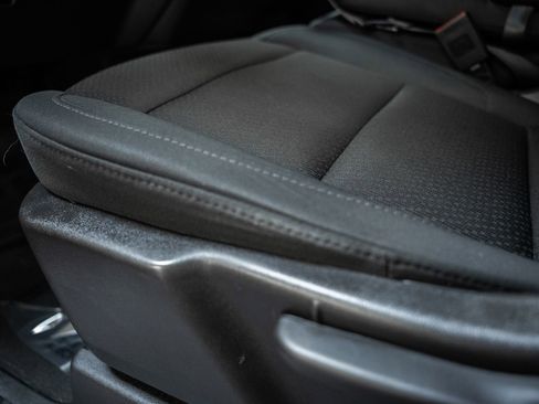 Used 2024 Chevrolet Silverado 2500 Custom image 42