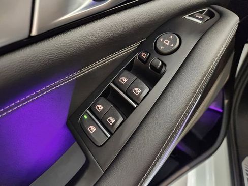 Used 2025 BMW X5 sDrive40i w/ M Sport Package image 23