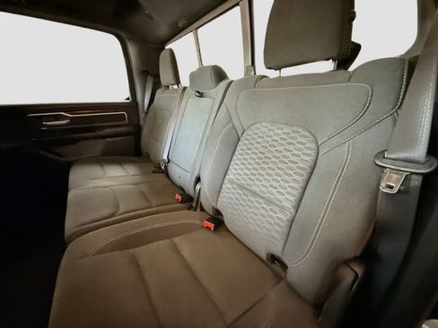 Used 2025 RAM 1500 Big Horn AWD/4WD image 24