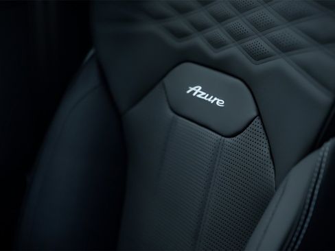 Certified 2024 Bentley Bentayga Extended Wheelbase image 15