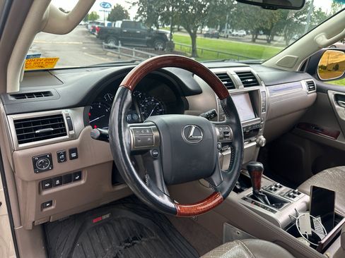 Used 2011 Lexus GX 460 Premium AWD/4WD image 22