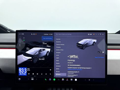 Used 2024 Tesla Cybertruck AWD Crew Cab image 28