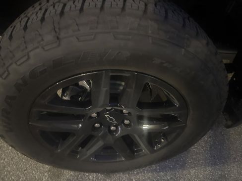 Used 2026 Chevrolet Silverado 1500 RST w/ RST Select Package image 10