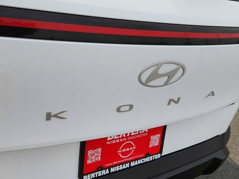 Used 2024 Hyundai Kona SEL AWD/4WD image 29