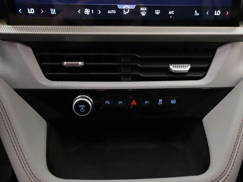 New 2026 Ford Explorer Active w/ Active Comfort Package RWD image 10
