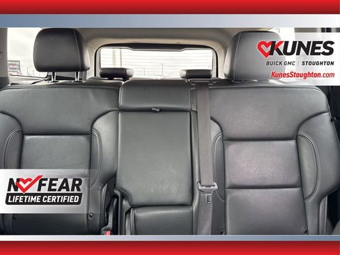 Used 2023 GMC Acadia SLT image 36