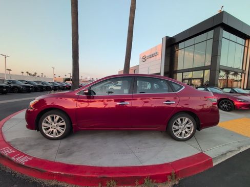 Used 2013 Nissan Sentra SL w/ Navigation Pkg FWD image 10