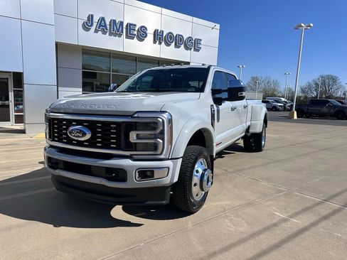 Used 2026 Ford F450 Platinum w/ Platinum Plus Package AWD/4WD image 8