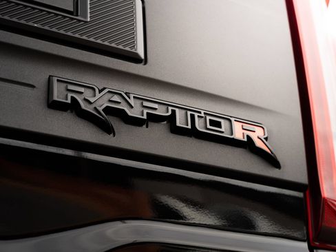 Used 2025 Ford F150 Raptor w/ Equipment Group 803A Raptor R AWD/4WD image 24