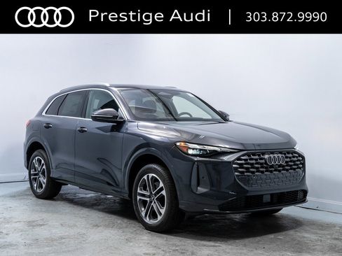 Used 2025 Audi Q5 Premium w/ Convenience Package image 10