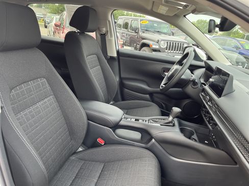 Certified 2026 Honda HR-V LX image 17