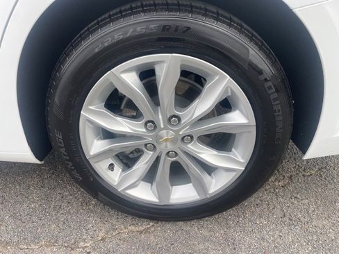 Used 2024 Chevrolet Malibu LT image 7