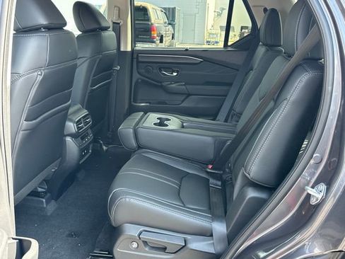 New 2026 Honda Pilot Touring image 15