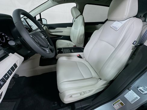 Used 2025 Honda Odyssey EX-L image 15
