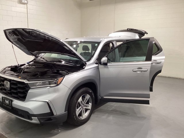Used 2024 Honda Pilot EX-L image 9