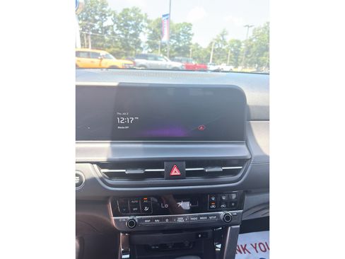 Used 2024 Kia Seltos EX FWD image 18