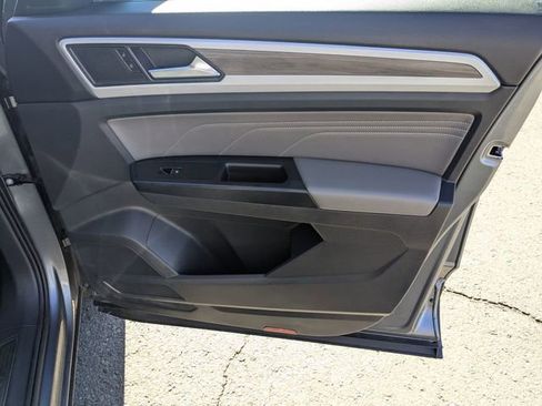 Used 2021 Volkswagen Atlas SEL image 26