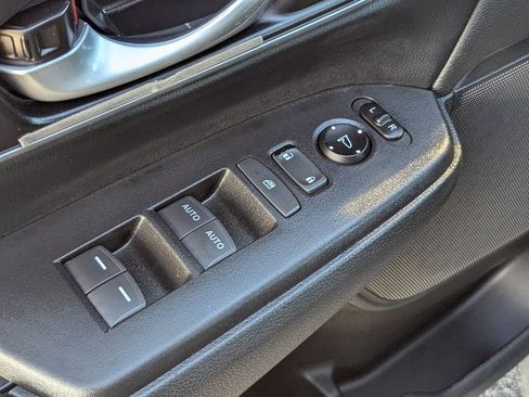 Used 2021 Honda CR-V Touring image 19