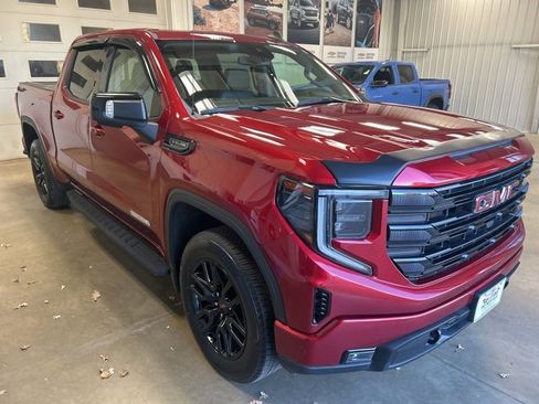 Used 2022 GMC Sierra 1500 Elevation w/ Elevation Premium Package image 4