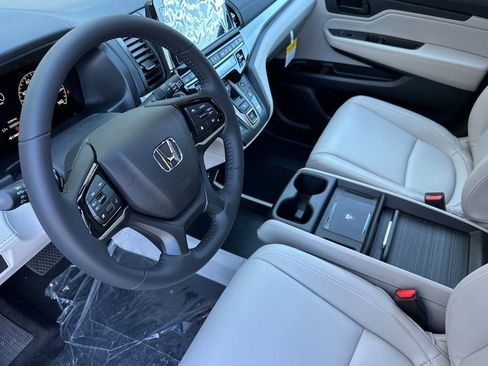 New 2026 Honda Odyssey EX-L image 10