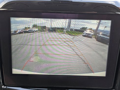 Used 2018 Chevrolet Traverse LT AWD/4WD image 19