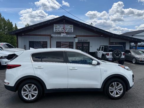 Used 2019 Kia Sportage LX AWD/4WD image 7