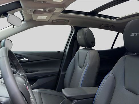 New 2026 Buick Encore GX Sport Touring w/ Comfort Package AWD/4WD image 19
