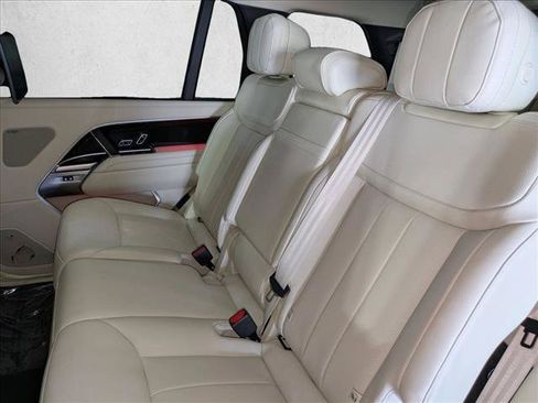 Used 2025 Land Rover Range Rover Long Wheelbase SE AWD/4WD image 20