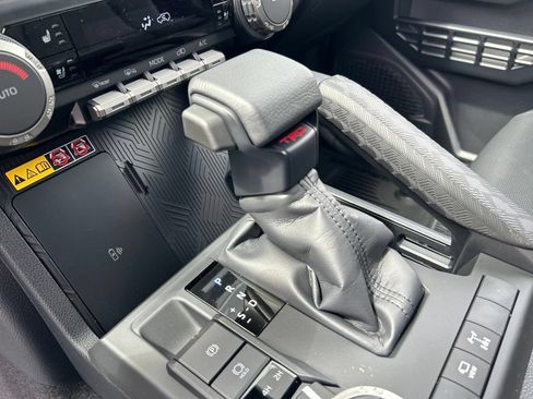 New 2026 Toyota 4Runner TRD Off-Road Premium AWD/4WD image 22