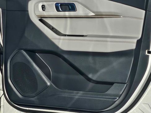 New 2026 Ford Explorer Active w/ Active Comfort Package image 33