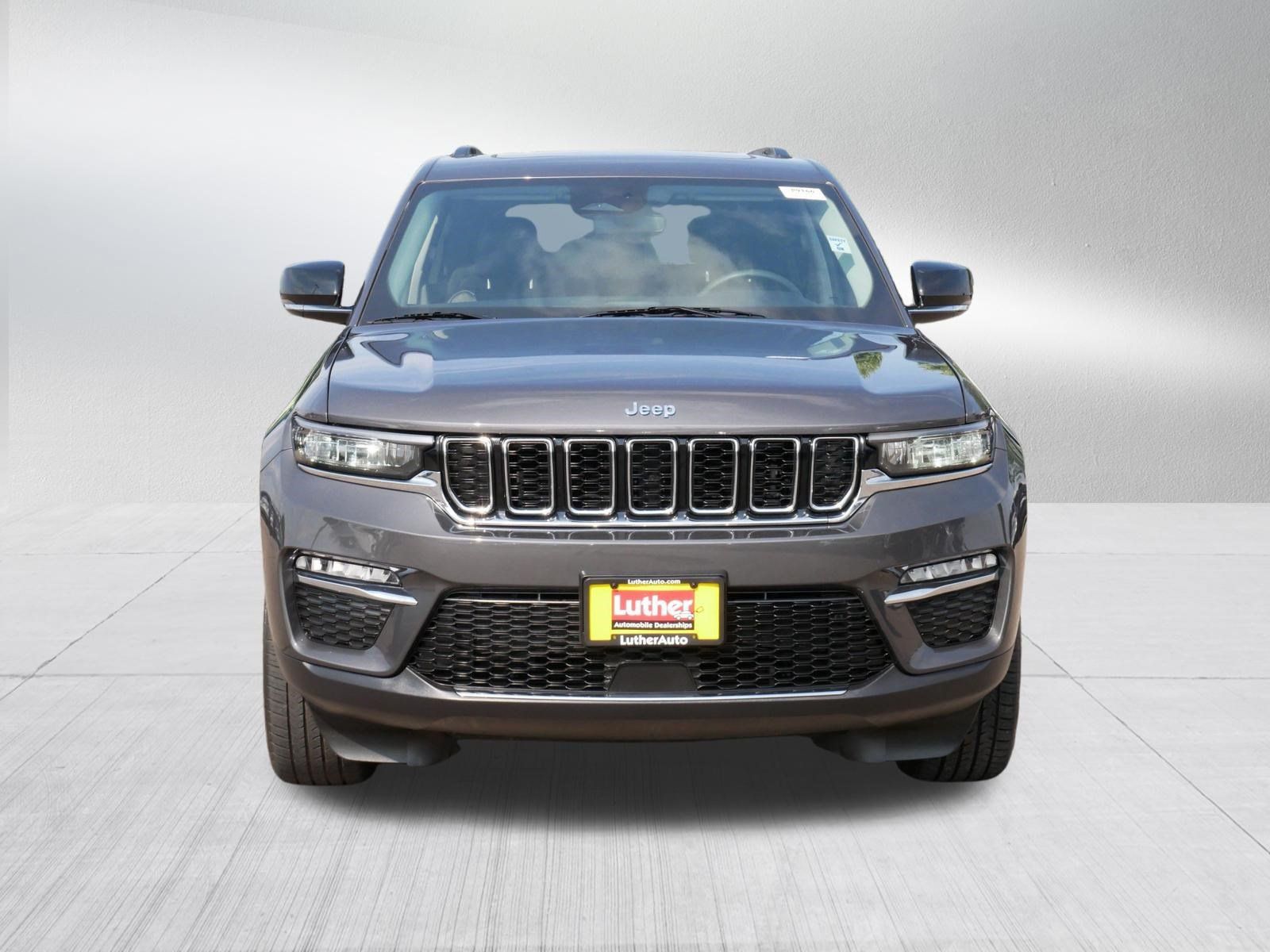 Used 2022 Jeep Grand Cherokee Limited 4xe AWD/4WD image 2
