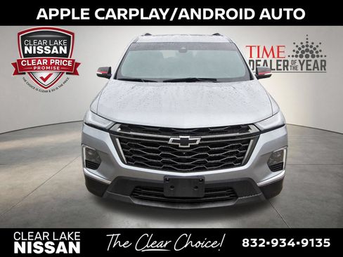 Used 2023 Chevrolet Traverse Premier w/ Redline Edition FWD image 2