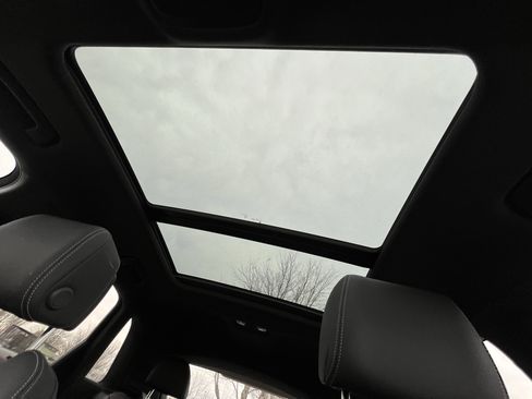 Used 2025 Audi Q3 2.0T Premium image 29