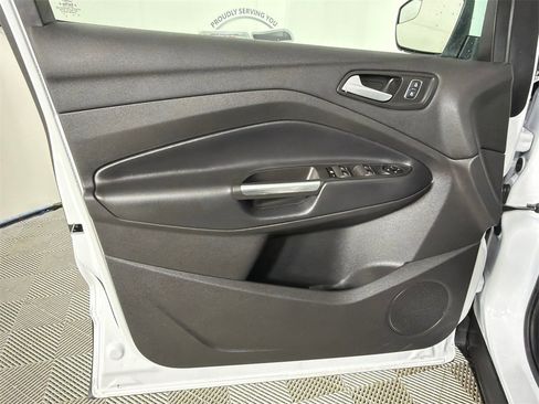 Used 2019 Ford Escape SE image 10