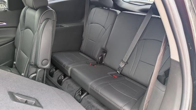 Used 2021 Buick Enclave Avenir w/ Avenir Technology Package AWD/4WD image 16