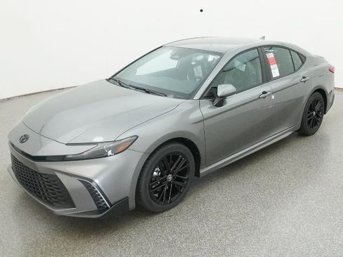 New 2026 Toyota Camry SE image 23