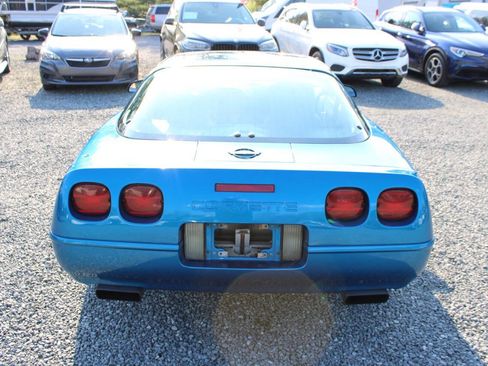Used 1993 Chevrolet Corvette Coupe RWD image 8