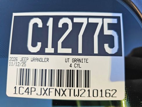 New 2026 Jeep Wrangler Unlimited Rubicon w/ Technology Group image 12